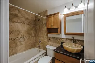 204 Washington Street 2A, Jersey City, NJ 07302 - Photo 26
