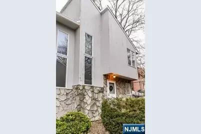 6 Essex Street 10B #10B, Belleville, NJ 07109 - Photo 2