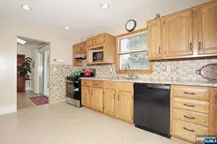 71 Lexington Ave, Dumont, NJ 07628 - Photo 12