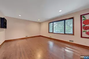 8 Marlo Rd, Livingston, NJ 07039 - Photo 8
