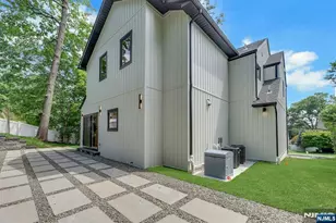 279 Jefferson Ave, Cresskill, NJ 07626 - Photo 42