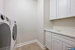75 Windsor Ln, Ramsey, NJ 07446 - Photo 32