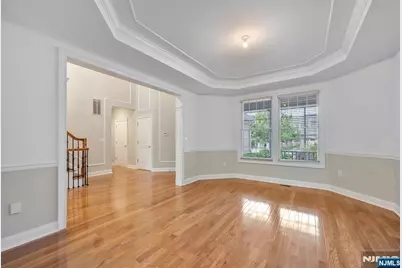 75 Windsor Lane, Ramsey, NJ 07446 - Photo 8