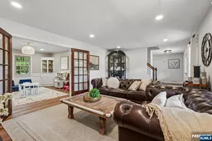 4 Holyoke Rd, Wayne, NJ 07470 - Photo 8