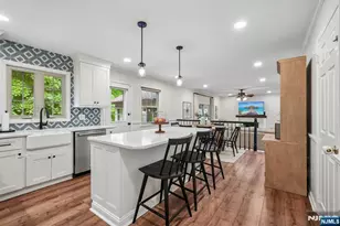 4 Holyoke Rd, Wayne, NJ 07470 - Photo 12