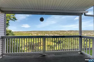 15 Crystal Ln 307, Paterson, NJ 07501 - Photo 2