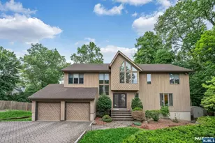 12 Jason Woods Rd, Closter, NJ 07624 - Photo 2