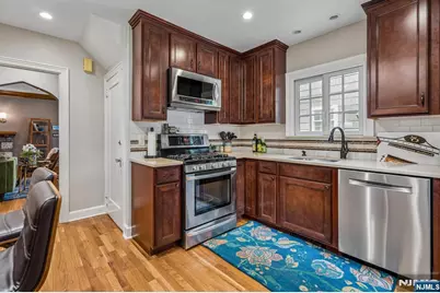 282 Richmond Avenue, South Orange, NJ 07079 - Photo 10
