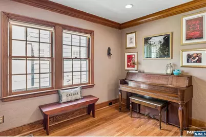 282 Richmond Avenue, South Orange, NJ 07079 - Photo 4
