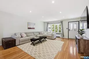 21 Morley Ln, Bloomfield, NJ 07003 - Photo 4