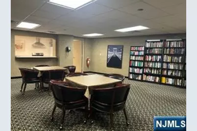 1360 Hamburg Turnpike 207 #207, Wayne, NJ 07470 - Photo 26