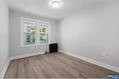 534 Morris Street, Orange, NJ 07050 - Photo 32