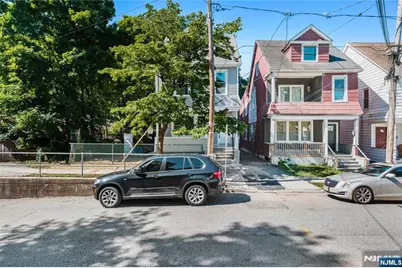 534 Morris Street, Orange, NJ 07050 - Photo 6