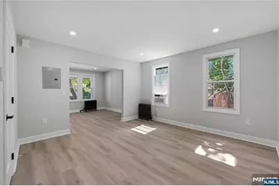 534 Morris Street, Orange, NJ 07050 - Photo 12