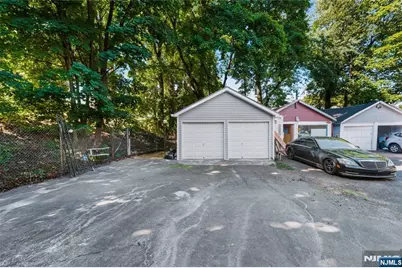 534 Morris Street, Orange, NJ 07050 - Photo 46