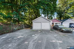 534 Morris St, Orange, NJ 07050 - Photo 46