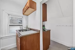 41 Berkeley Pl, Bloomfield, NJ 07003 - Photo 14