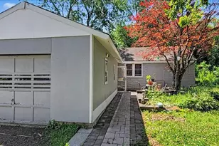 347 Somerset St, Long Hill, NJ 07980 - Photo 6