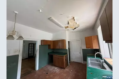 452 Central Avenue, Orange, NJ 07050 - Photo 4