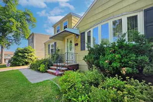 747 Brookside Rd, Rahway, NJ 07065 - Photo 4
