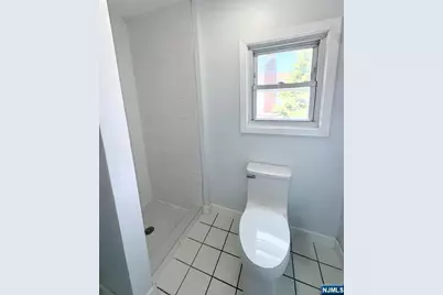 60 Laurel, Paterson, NJ 07522 - Photo 20