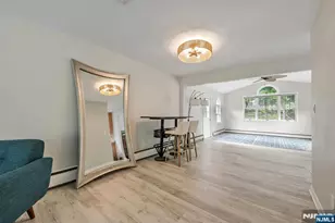 327 Hil Ray Ave, Wyckoff Township, NJ 07481 - Photo 10
