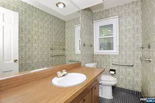 543 Hague Ct, Oradell, NJ 07649 - Photo 20