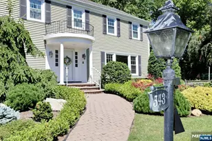 543 Hague Ct, Oradell, NJ 07649 - Photo 2
