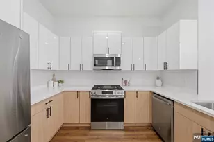 91 Union Street 4A, Lodi, NJ 07644 - Photo 4