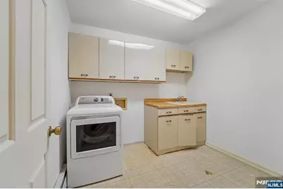 62 Parkway, Rochelle Park Township, NJ 07662 - Photo 12