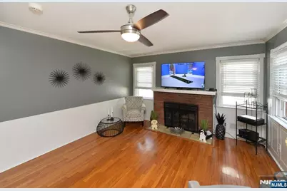 65 E Linden Avenue, Dumont, NJ 07628 - Photo 4