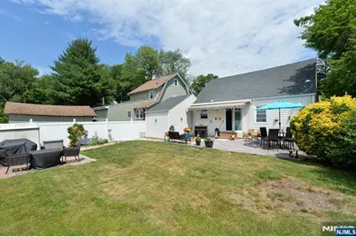 65 E Linden Avenue, Dumont, NJ 07628 - Photo 26