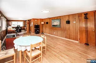 560 Boulevard, New Milford, NJ 07646 - Photo 32