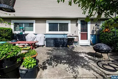 560 Boulevard, New Milford, NJ 07646 - Photo 42