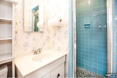 560 Boulevard, New Milford, NJ 07646 - Photo 24