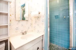 560 Boulevard, New Milford, NJ 07646 - Photo 24