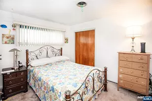 560 Boulevard, New Milford, NJ 07646 - Photo 30