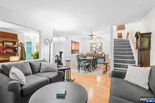 1005 Chatfield Dr, Pequannock Township, NJ 07444 - Photo 4