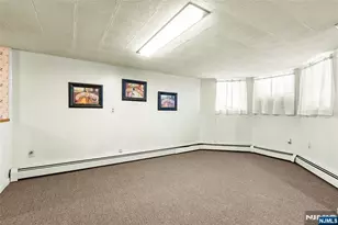 304 Terrace Ave, Jersey City, NJ 07307 - Photo 20