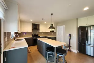 2425 1st St, Fort Lee, NJ 07024 - Photo 4