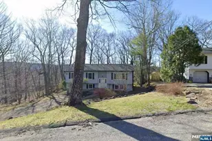 5 Grey Trail, Vernon, NJ 07462 - Photo 2