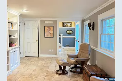 28 Sunrise Drive, Montvale, NJ 07645 - Photo 14