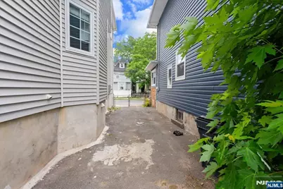35-37 W End Avenue, Newark, NJ 07106 - Photo 42