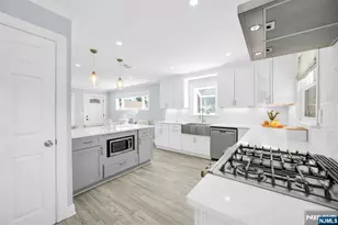25 Parker Ave, Rochelle Park Township, NJ 07662 - Photo 12