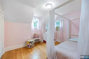 335 River Rd, New Milford, NJ 07646 - Photo 24