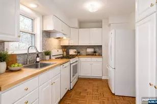 43 Conforti Ave 83, West Orange Township, NJ 07052 - Photo 4