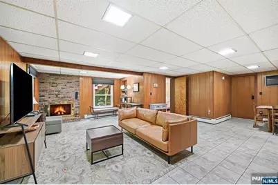 23 Cressfield Court, Woodcliff Lake, NJ 07677 - Photo 20