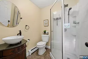 22 Federal Hill Rd, Pompton Lakes, NJ 07442 - Photo 16