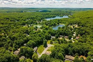 1 Bantry Ct, Vernon, NJ 07422 - Photo 32