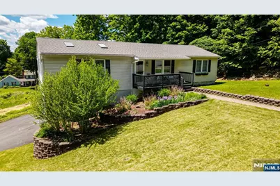 1 Bantry Court, Vernon, NJ 07422 - Photo 1